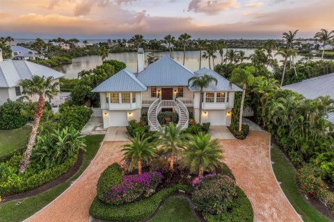 Casa en Boca Grande, Florida 4 dormitorios, 324.6 m2 № 2109097