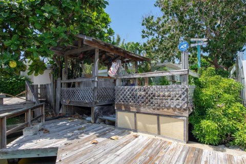 House in Palm Harbor, Florida 3 bedrooms, 141.4 sq.m. № 1673597 - photo 29
