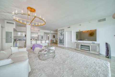 Condominio en venta en Aventura, Florida, 2 dormitorios, 147.71 m2 № 1857416 - foto 6