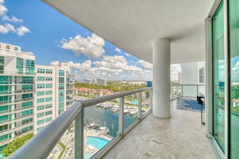 Condominio en venta en Aventura, Florida, 2 dormitorios, 147.71 m2 № 1857416 - foto 27