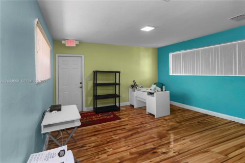 Commercial property in Homestead, Florida № 2276366 - photo 29