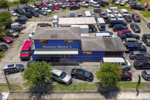 Commercial property in Homestead, Florida № 2276366 - photo 13