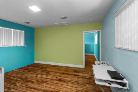 Commercial property in Homestead, Florida № 2276366 - photo 28