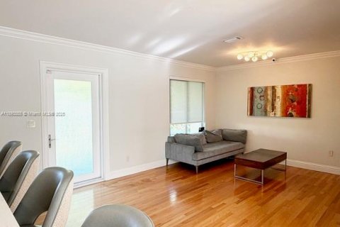 Casa en venta en North Miami, Florida, 2 dormitorios, 105.54 m2 № 1945947 - foto 15
