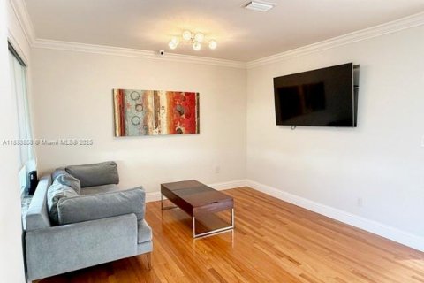 Casa en venta en North Miami, Florida, 2 dormitorios, 105.54 m2 № 1945947 - foto 20