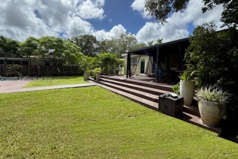 Casa en venta en North Miami, Florida, 2 dormitorios, 105.54 m2 № 1945947 - foto 3