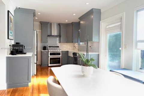 Casa en venta en North Miami, Florida, 2 dormitorios, 105.54 m2 № 1945947 - foto 8