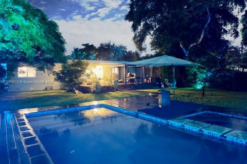 Casa en venta en North Miami, Florida, 2 dormitorios, 105.54 m2 № 1945947 - foto 25
