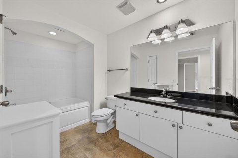 Condo in Orlando, Florida, 2 bedrooms  № 2199245 - photo 14