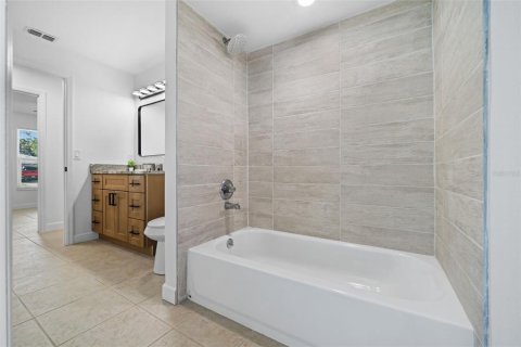 Casa en venta en Fort Myers, Florida, 3 dormitorios, 154.96 m2 № 2356496 - foto 27