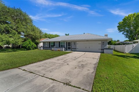 Casa en Fort Myers, Florida 3 dormitorios, 154.96 m2 № 2356496