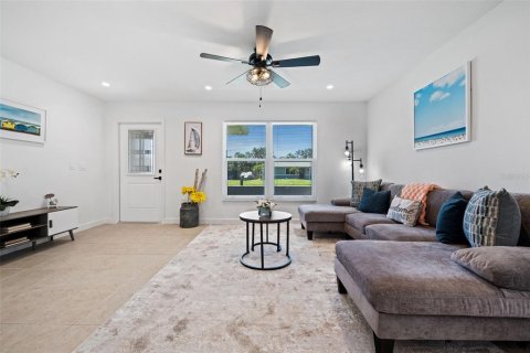 Casa en venta en Fort Myers, Florida, 3 dormitorios, 154.96 m2 № 2356496 - foto 10