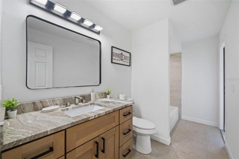 Casa en venta en Fort Myers, Florida, 3 dormitorios, 154.96 m2 № 2356496 - foto 26