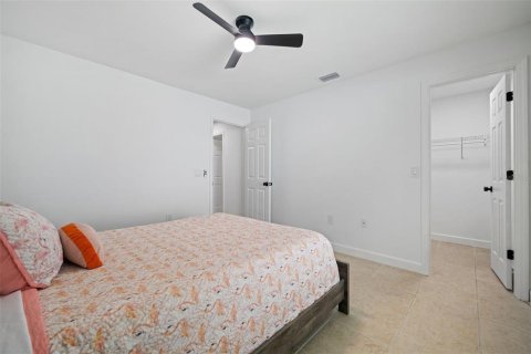 Casa en venta en Fort Myers, Florida, 3 dormitorios, 154.96 m2 № 2356496 - foto 29