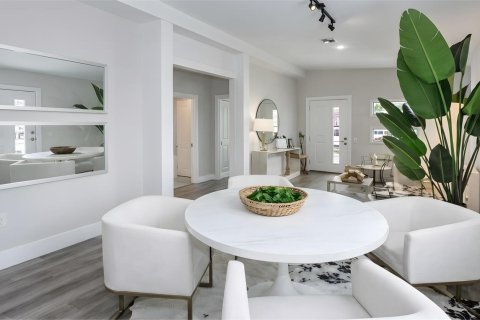 Villa ou maison à vendre à Miami, Floride: 3 chambres, 120.77 m2 № 2242819 - photo 4