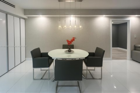 Copropriété à vendre à Aventura, Floride: 2 chambres, 101.64 m2 № 1956974 - photo 5