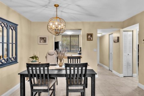 Copropriété à vendre à Plantation, Floride: 2 chambres, 101.36 m2 № 1513383 - photo 15