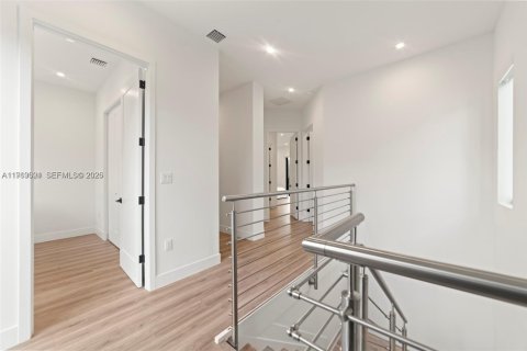 Купить виллу или дом в Майами, Флорида 4 спальни, 187.85м2, № 2026720 - фото 27