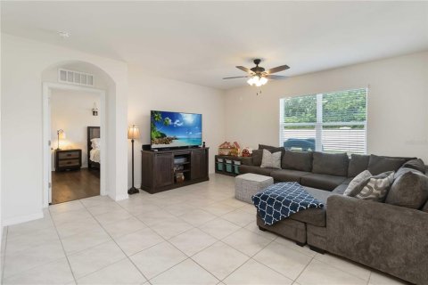 Villa ou maison à vendre à Sanford, Floride: 4 chambres, 171.5 m2 № 2215201 - photo 14