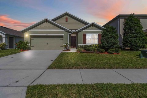 Villa ou maison à vendre à Sanford, Floride: 4 chambres, 171.5 m2 № 2215201 - photo 3