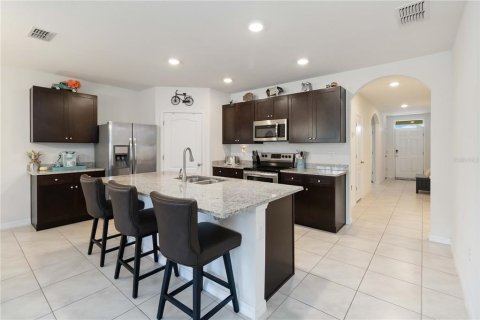 Villa ou maison à vendre à Sanford, Floride: 4 chambres, 171.5 m2 № 2215201 - photo 8
