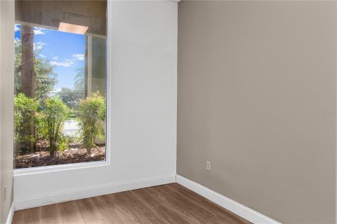 Immobilier commercial à louer à Orlando, Floride: 67.35 m2 № 1568079 - photo 8