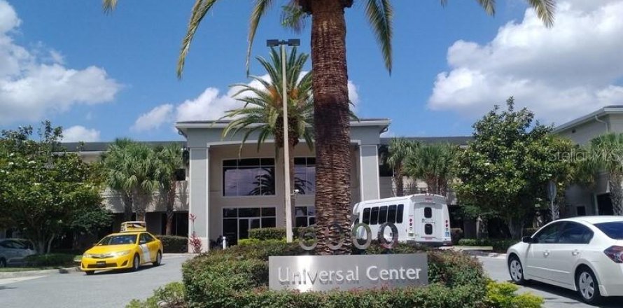 Immobilier commercial à Orlando, Floride 67.35 m2 № 1568079