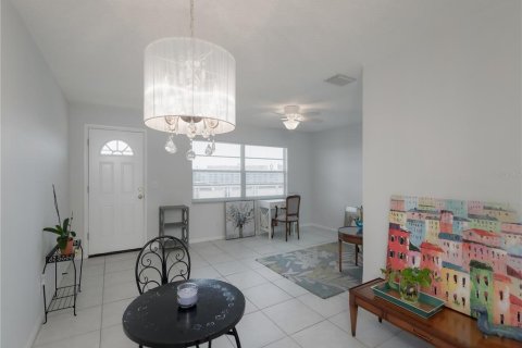 Copropriété à vendre à Gulfport, Floride: 1 chambre, 75.72 m2 № 1403701 - photo 13