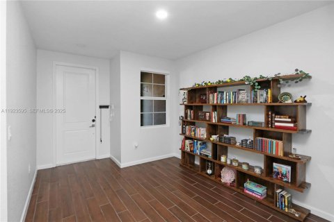 Снять в аренду таунхаус в Хомстед, Флорида 3 спальни, № 1982723 - фото 3