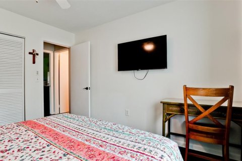 Villa ou maison à vendre à Bradenton, Floride: 2 chambres, 114.27 m2 № 2298407 - photo 17