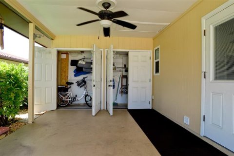 Villa ou maison à vendre à Bradenton, Floride: 2 chambres, 114.27 m2 № 2298407 - photo 3