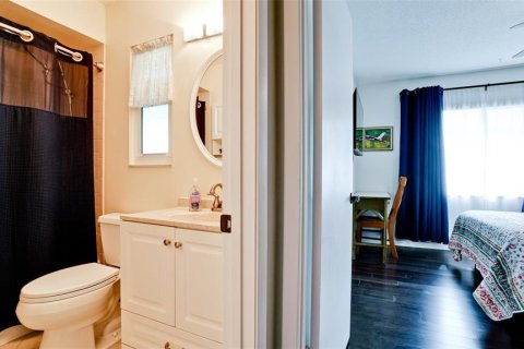 Villa ou maison à vendre à Bradenton, Floride: 2 chambres, 114.27 m2 № 2298407 - photo 27