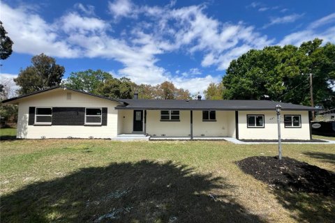 Villa ou maison à Orlando, Floride 4 chambres, 225.94 m2 № 2141897