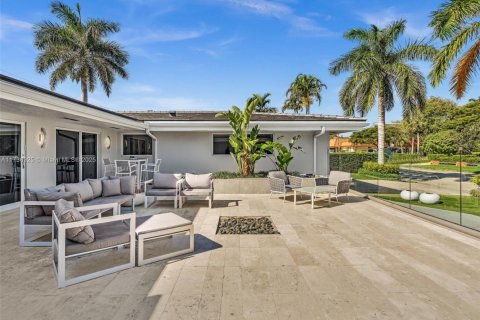 House in Hollywood, Florida 4 bedrooms № 1489311 - photo 12
