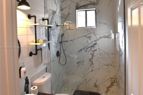 Casa en venta en Boynton Beach, Florida, 3 dormitorios, 211.26 m2 № 2001943 - foto 13