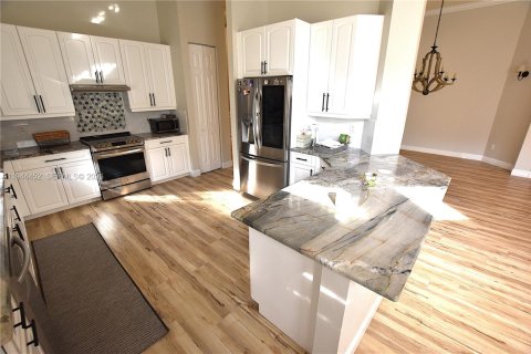 Casa en venta en Boynton Beach, Florida, 3 dormitorios, 211.26 m2 № 2001943 - foto 4