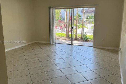 Copropriété à louer à Miami, Floride: 2 chambres, 88.72 m2 № 2046617 - photo 17