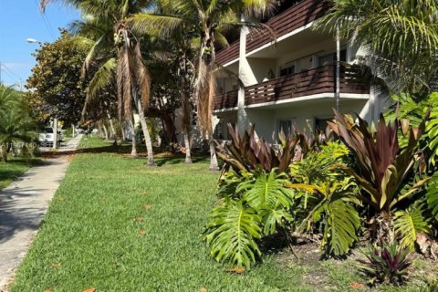 Copropriété à louer à Miami, Floride: 2 chambres, 88.72 m2 № 2046617 - photo 18