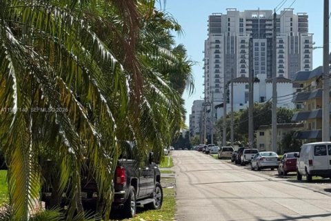 Copropriété à louer à Miami, Floride: 2 chambres, 88.72 m2 № 2046617 - photo 19