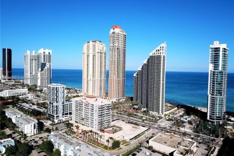 Copropriété à louer à Sunny Isles Beach, Floride: 2 chambres, 147.71 m2 № 2077202 - photo 2