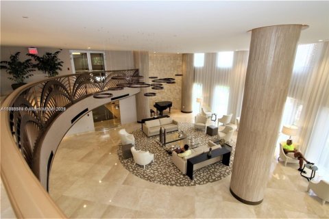 Copropriété à louer à Sunny Isles Beach, Floride: 2 chambres, 147.71 m2 № 2077202 - photo 11