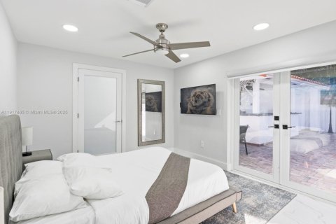 House in Pembroke Pines, Florida 4 bedrooms, 138.61 sq.m. № 1972527 - photo 16