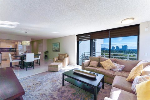 Condo in Aventura, Florida, 2 bedrooms  № 1844187 - photo 6