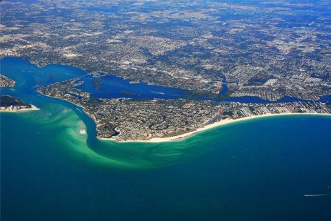 Condo in Sarasota, Florida, 2 bedrooms  № 2368746 - photo 28