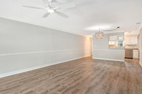 Condo in Sarasota, Florida, 2 bedrooms  № 2368746 - photo 7