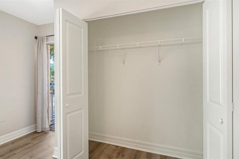 Condo in Sarasota, Florida, 2 bedrooms  № 2368746 - photo 16