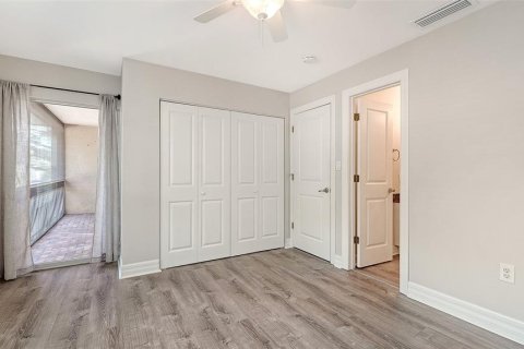 Condo in Sarasota, Florida, 2 bedrooms  № 2368746 - photo 14