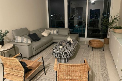Condominio en venta en Sunny Isles Beach, Florida, 2 dormitorios, 123.65 m2 № 1887904 - foto 8