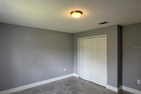 Casa en alquiler en Kissimmee, Florida, 3 dormitorios, 170.75 m2 № 1803303 - foto 16