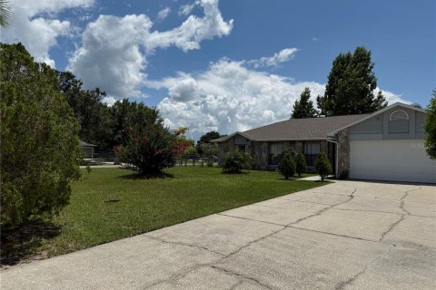 Casa en alquiler en Kissimmee, Florida, 3 dormitorios, 170.75 m2 № 1803303 - foto 4